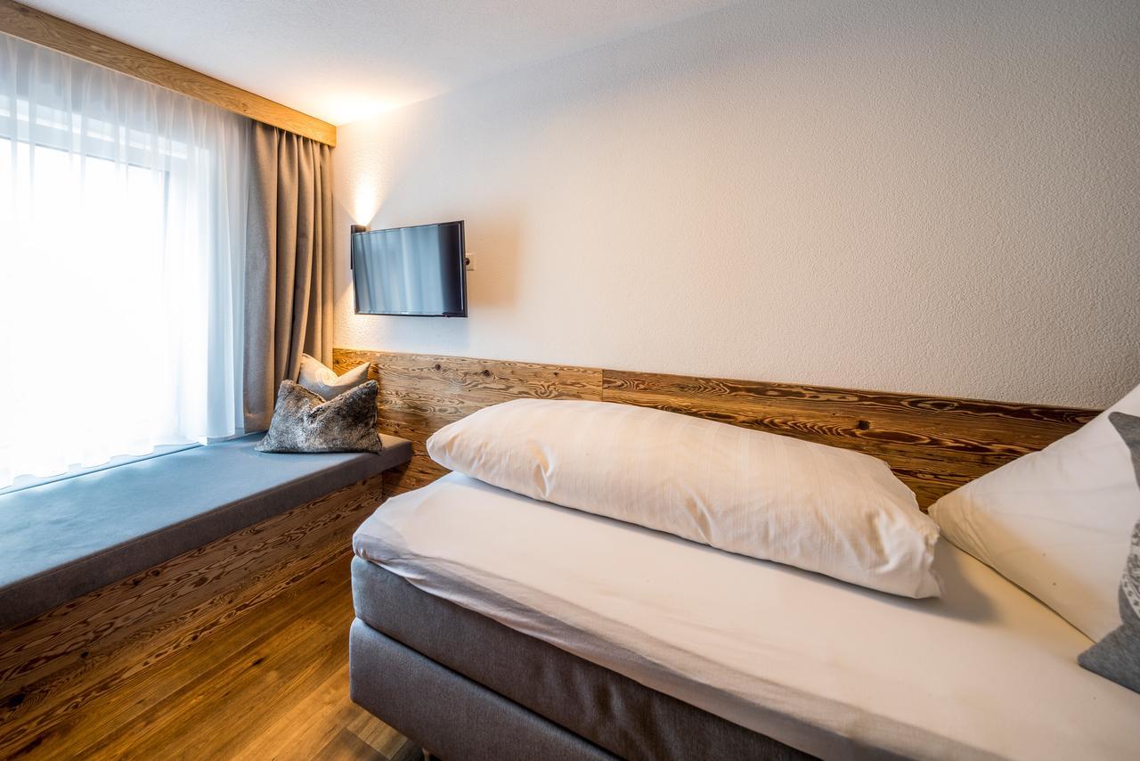Post Hotel Paznaun ซี ภายนอก รูปภาพ