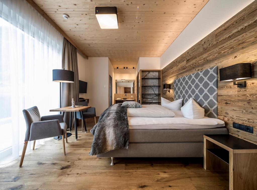 Post Hotel Paznaun ซี ภายนอก รูปภาพ